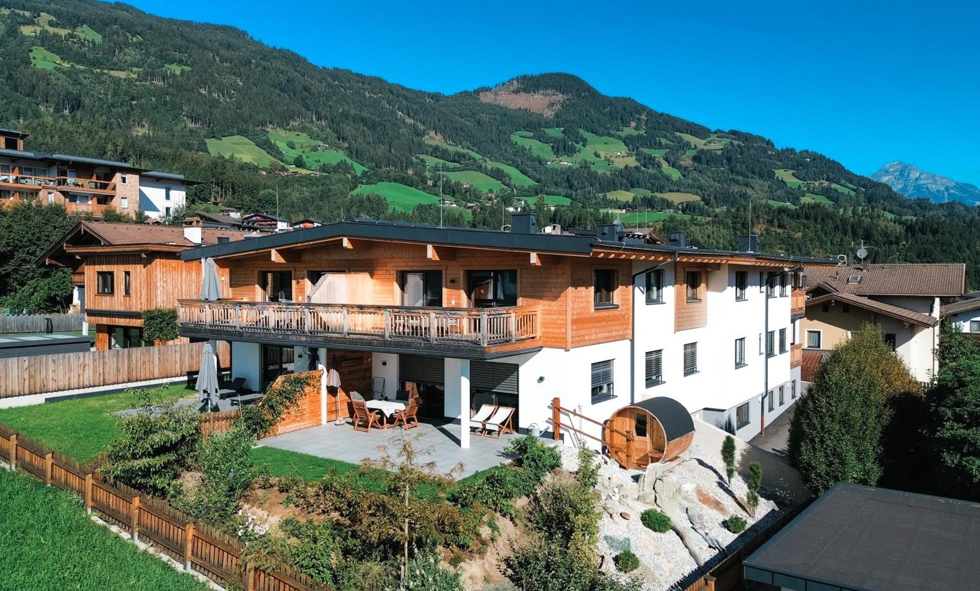 Isanora - Garden & Private Whirlpool By Alpenluxus Appartements Fuegen Exterior photo